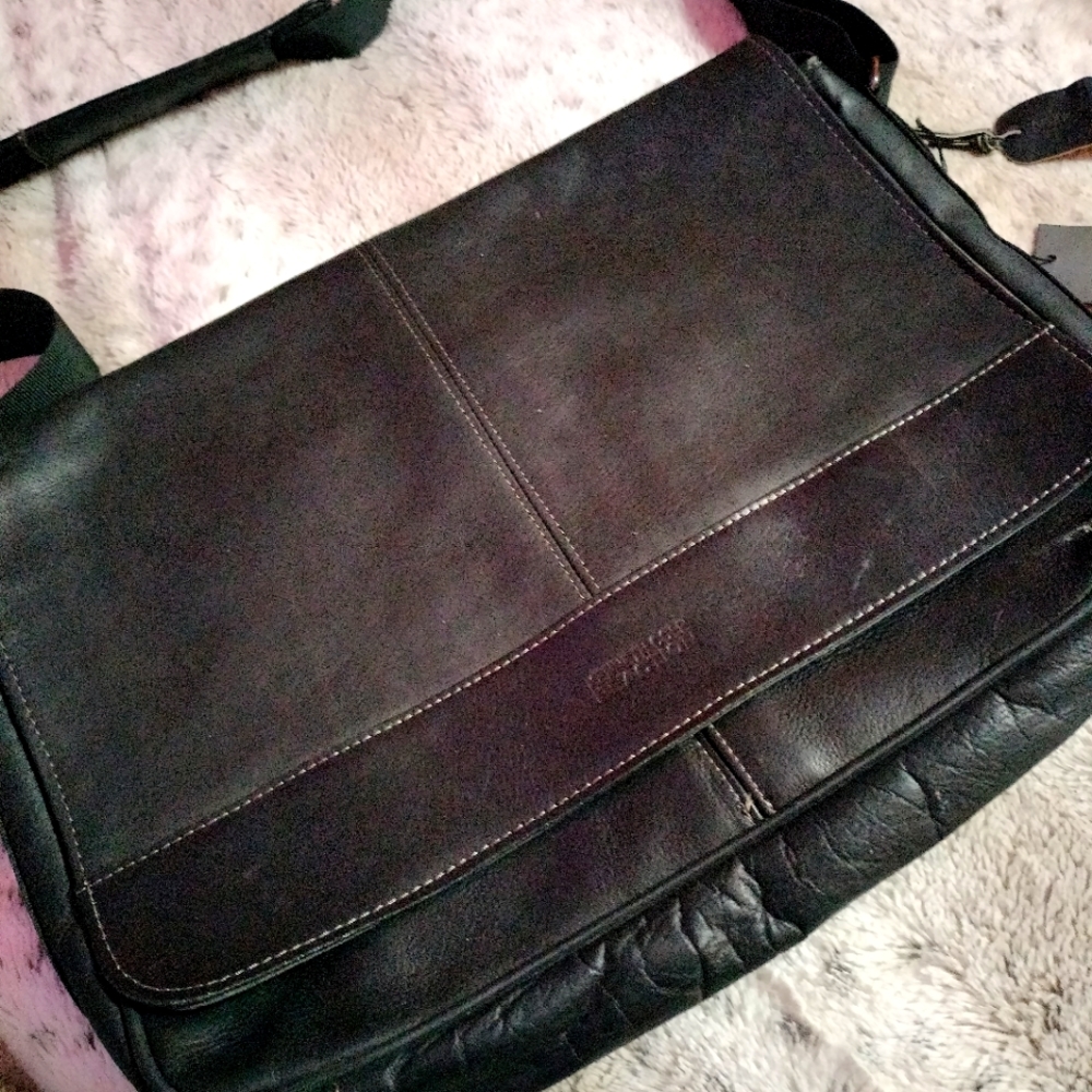 Kenneth Cole laptop bag - Picture 4 of 13